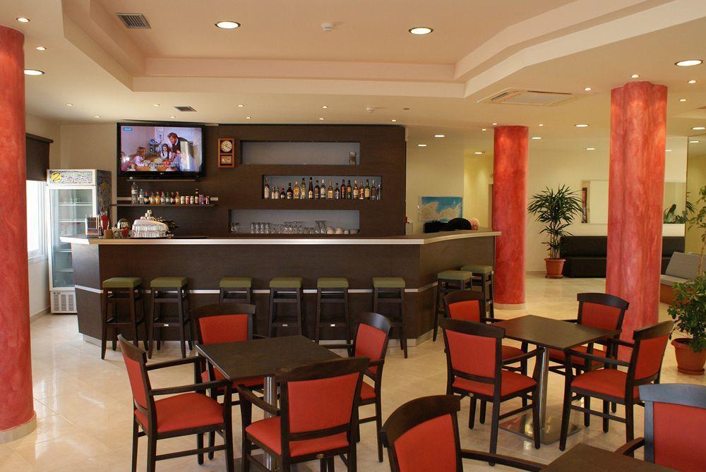 Hotel Sea Breeze Сития Екстериор снимка