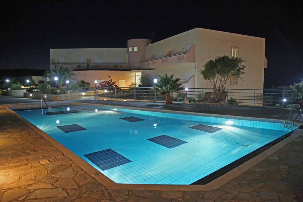 Hotel Sea Breeze Сития Екстериор снимка
